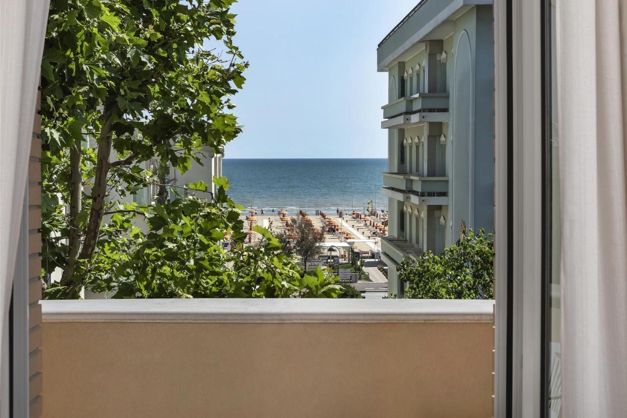 Ariminum Hotel Rimini Exteriör bild